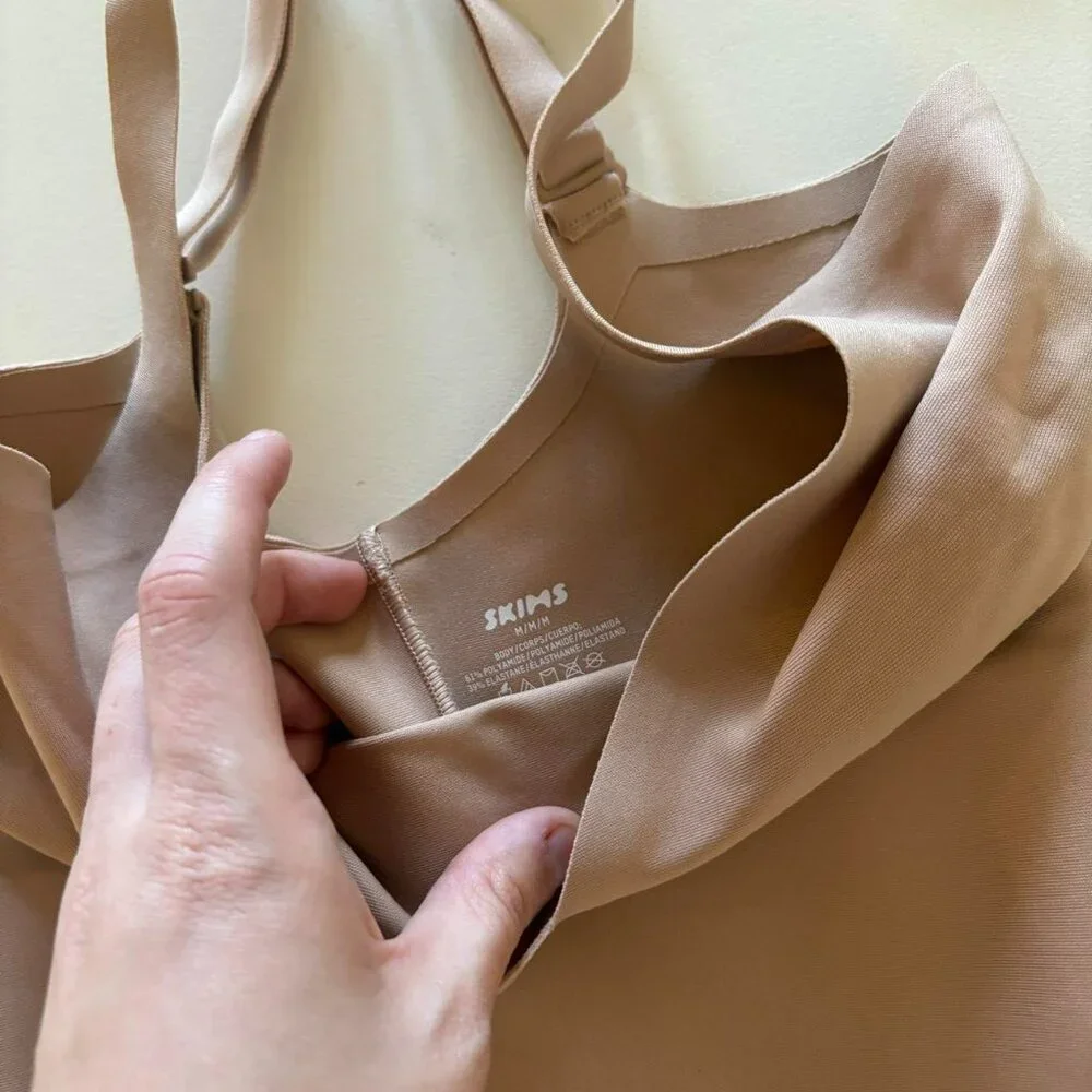 Nwt Skims Body Collection Bodysuit - Picture 4 of 4